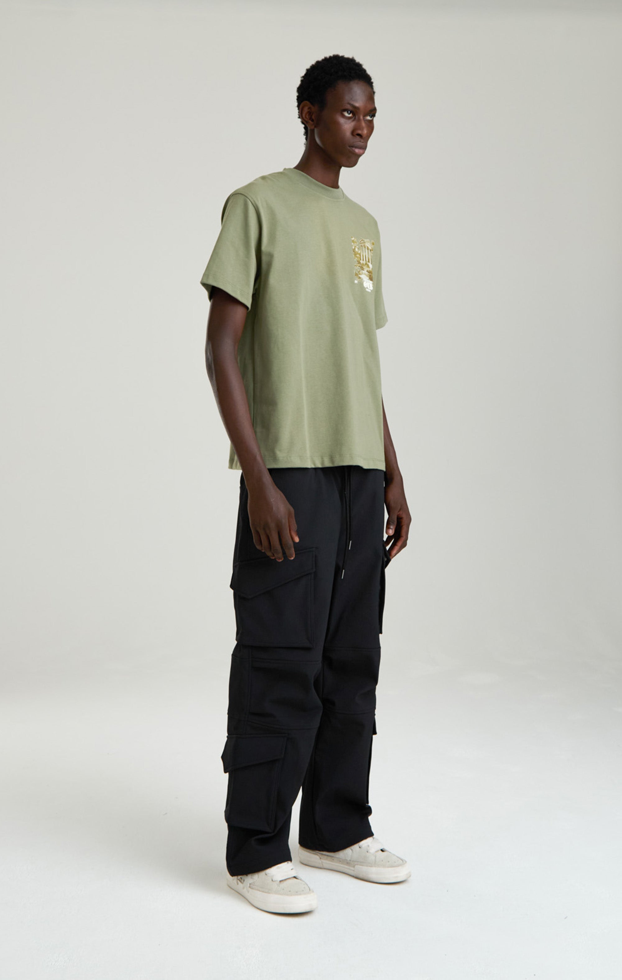 Verbotenes Wald-T-Shirt