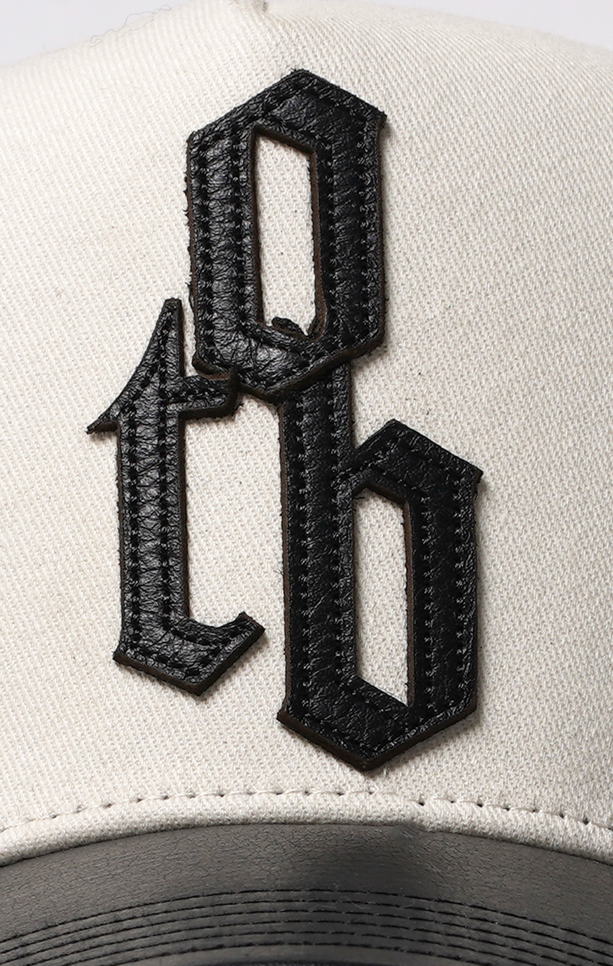 Jubiläumsmonogrammkappe