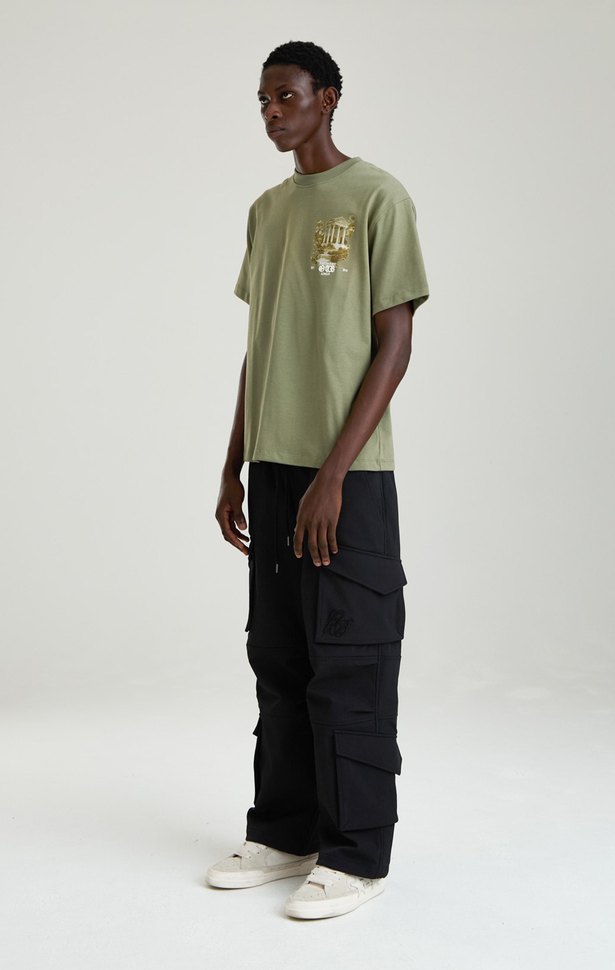 Verbotenes Wald-T-Shirt