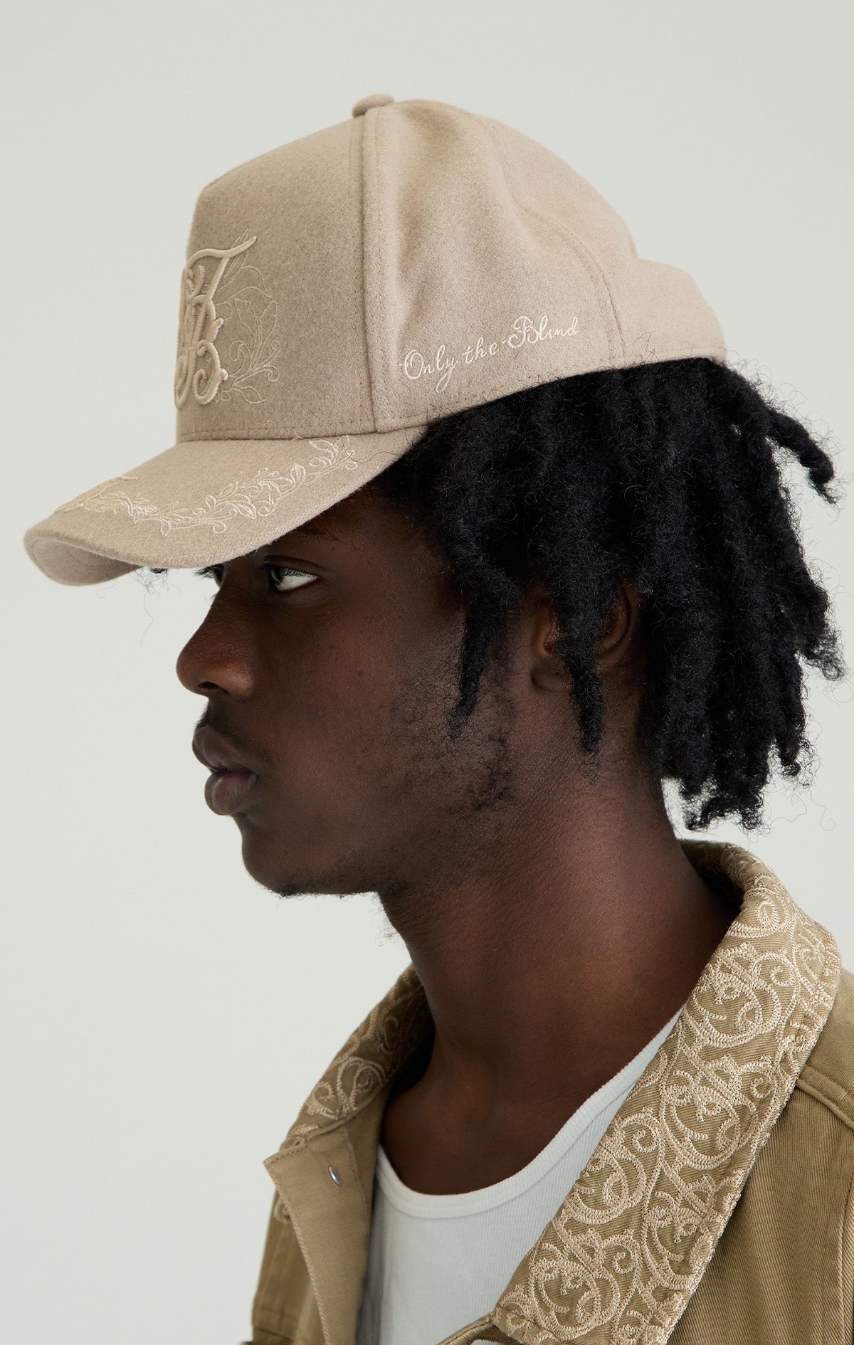 REVERIE CREST CAP