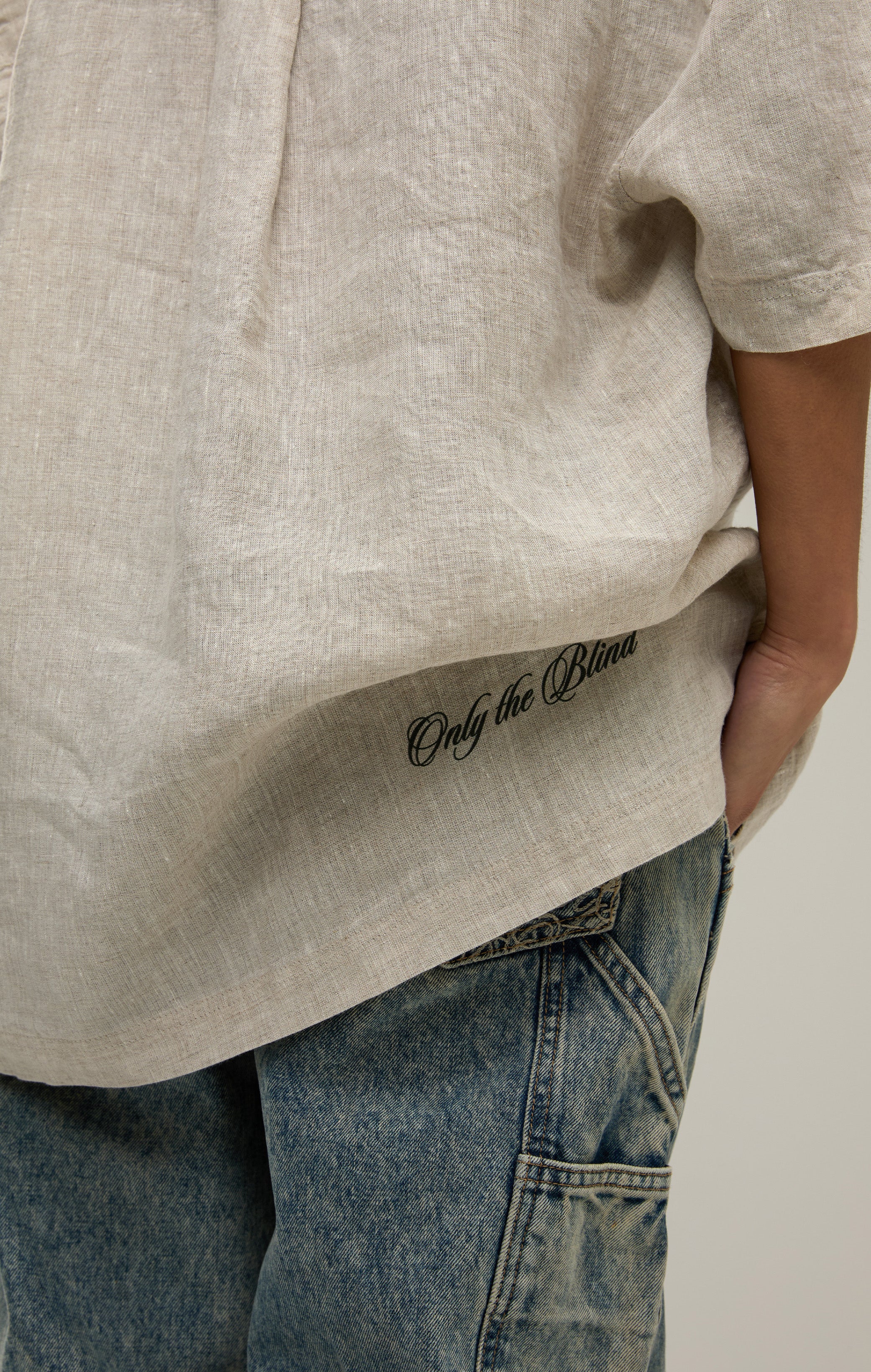 Botanisches Leinenhemd