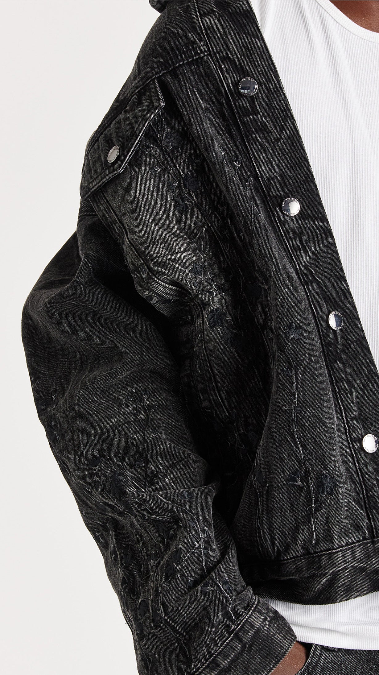 FLORAL NIGHT DENIM JACKET - ONLY THE BLIND™