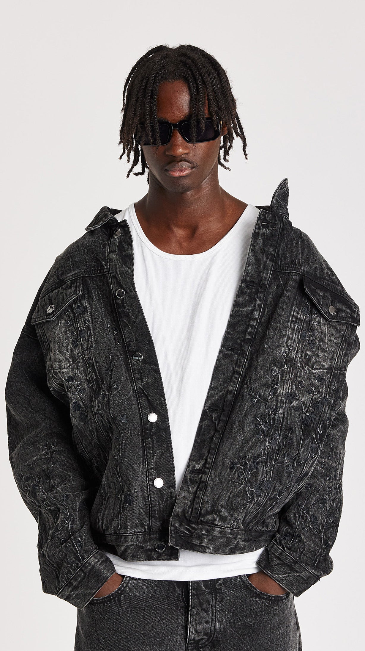 FLORAL NIGHT DENIM JACKET - ONLY THE BLIND™