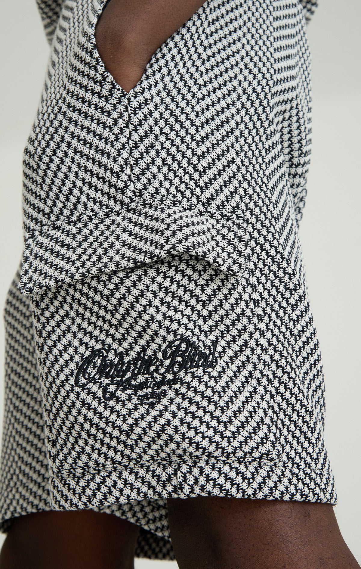 REVERIE SHORT