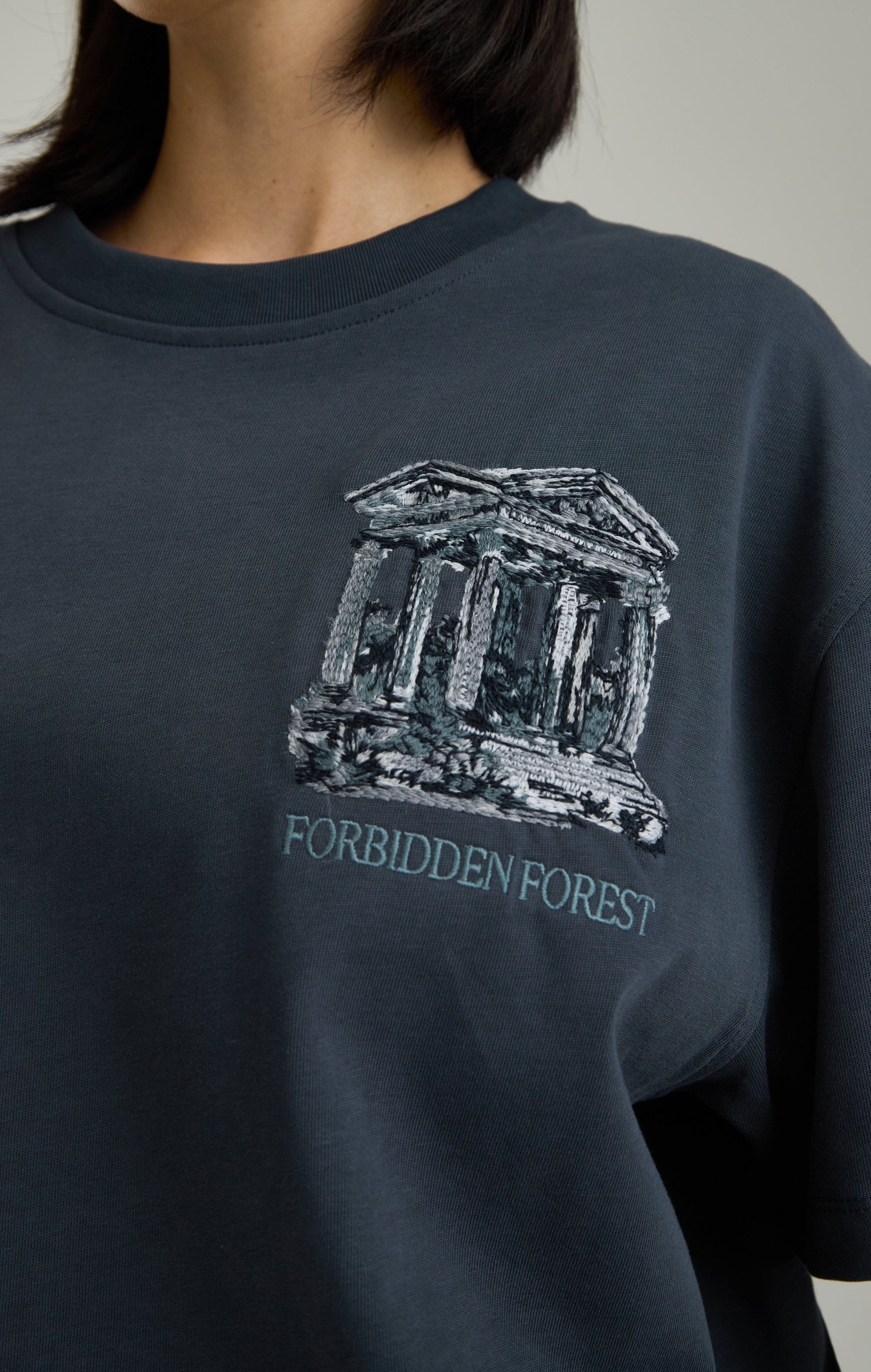 Verbotenes Wald-T-Shirt