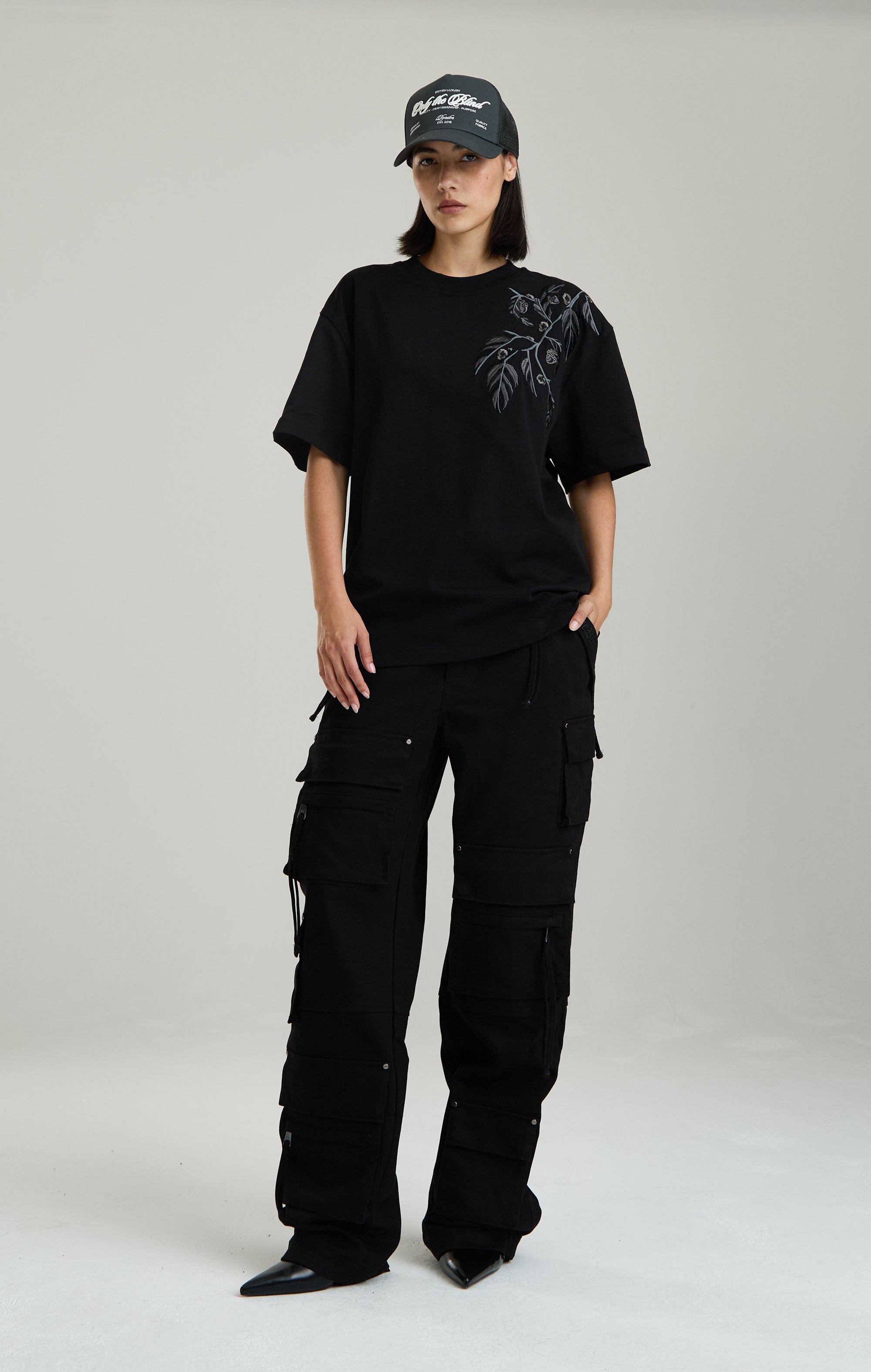 Schwarzes Eichel-T-Shirt
