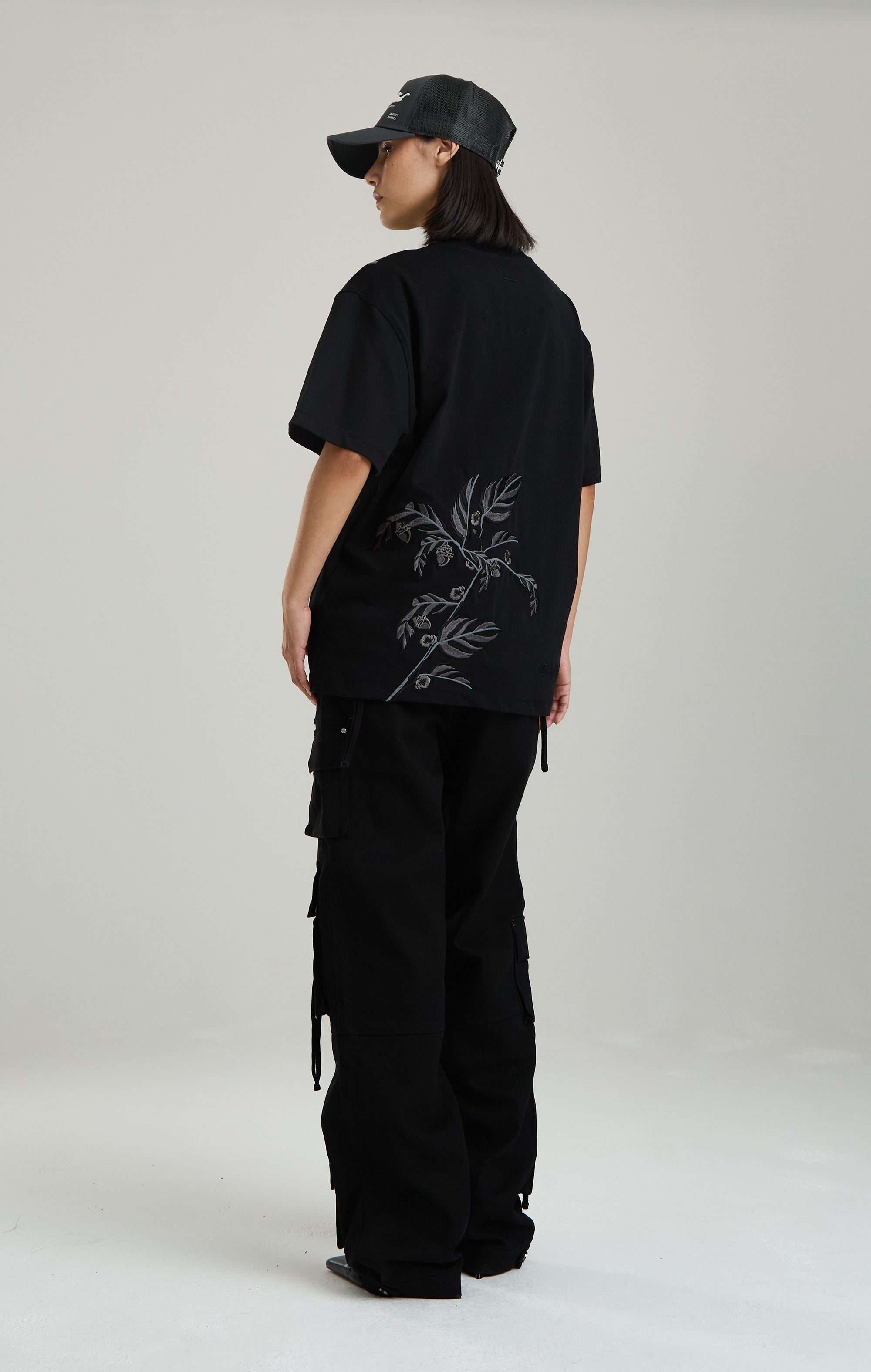 Schwarzes Eichel-T-Shirt