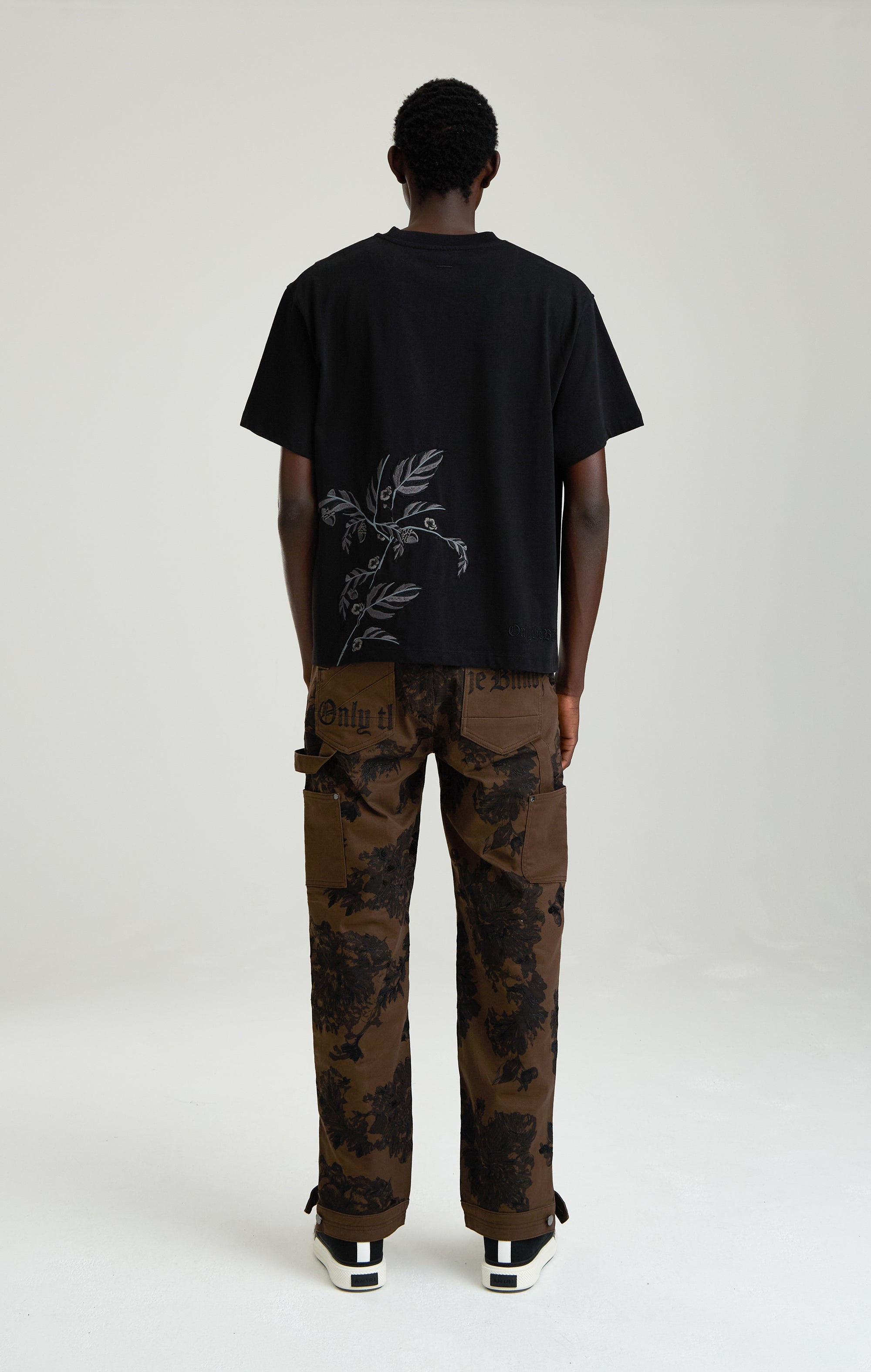 Schwarzes Eichel-T-Shirt