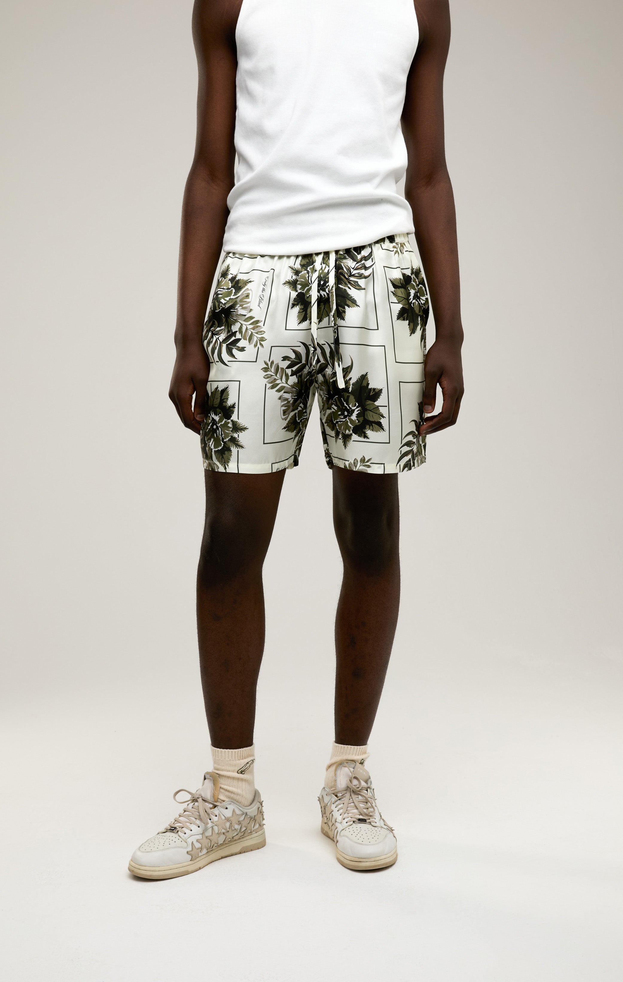 Botanische Seidenshorts