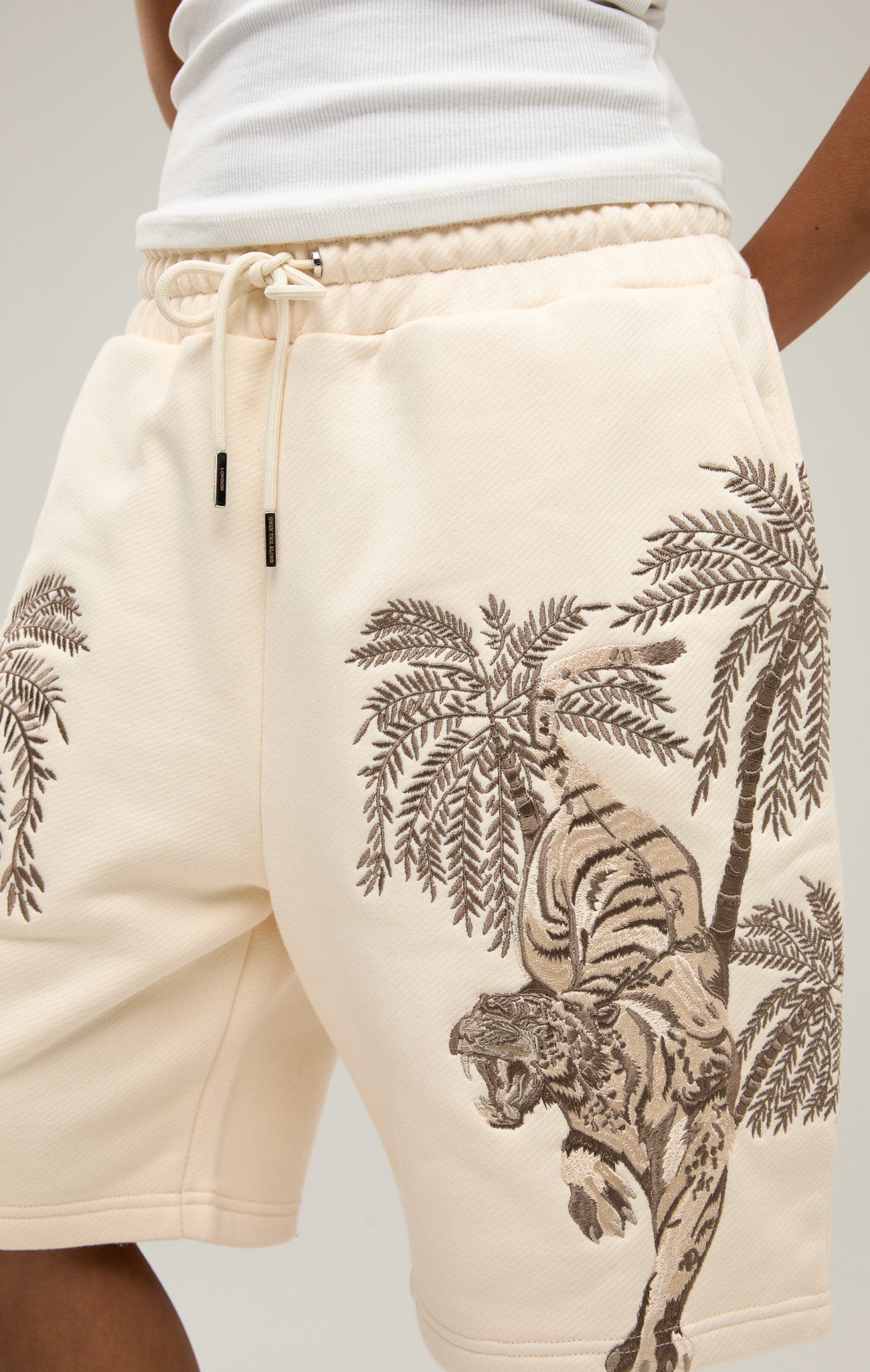 Sandsturm -Tiger -Shorts