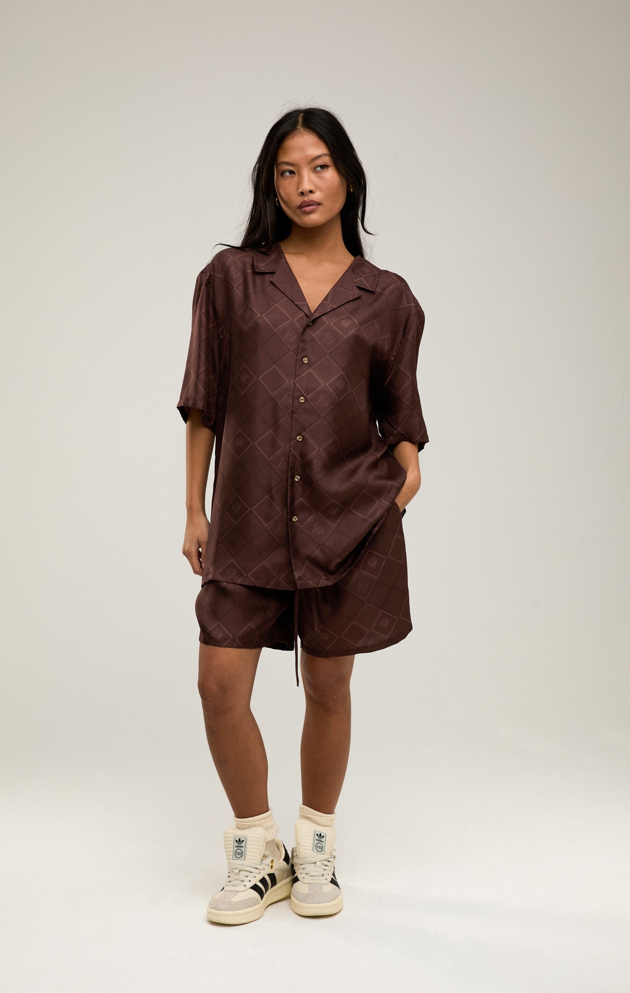 Verblasste Monogramm -Seidenshorts