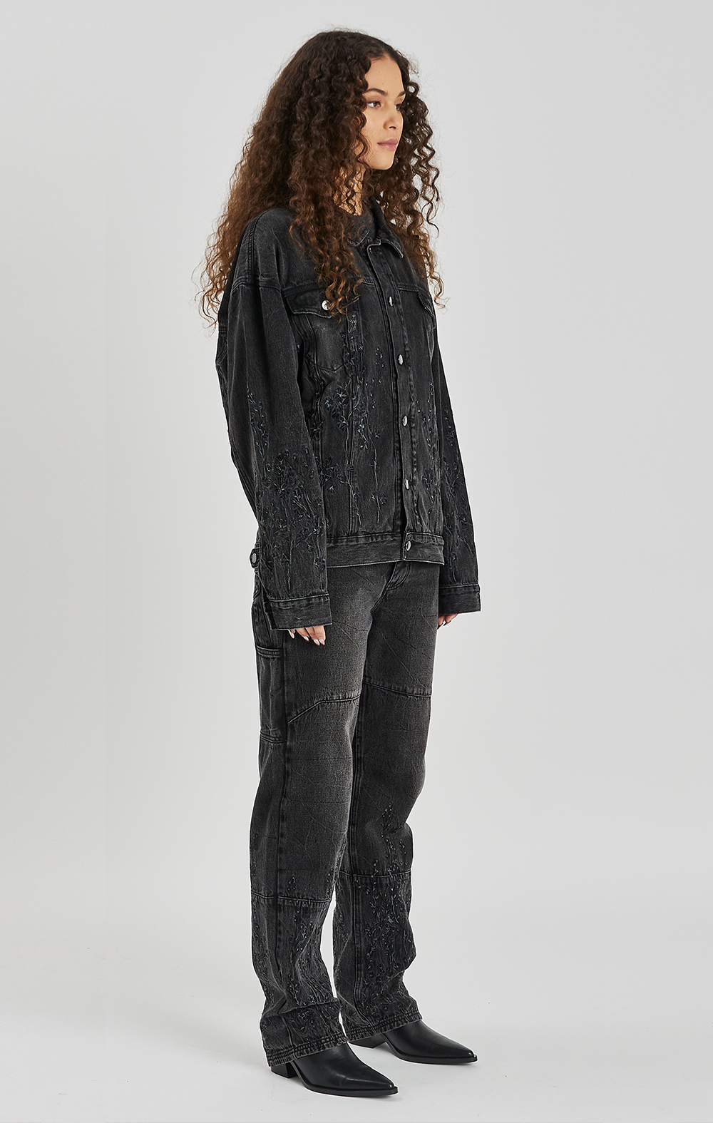 FLORAL NIGHT DENIM JEANS - ONLY THE BLIND™