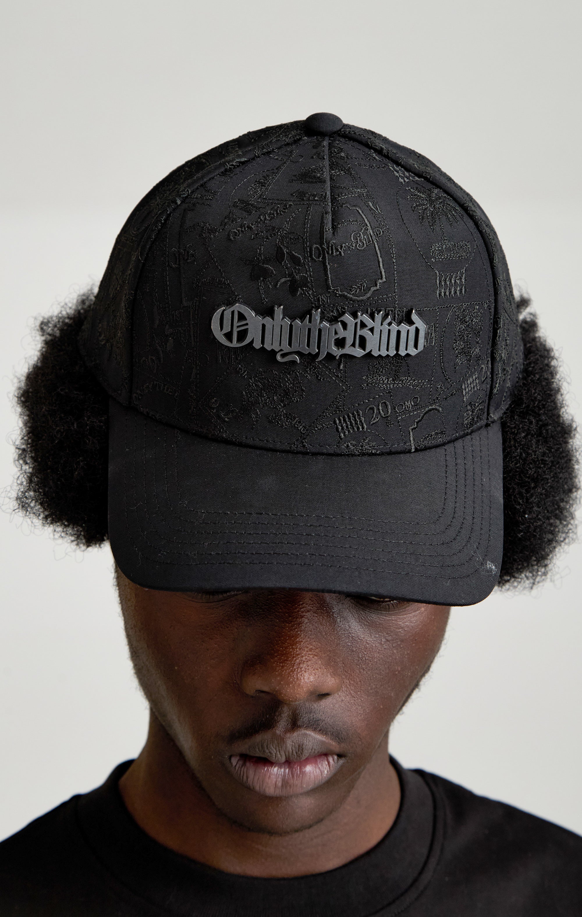 PASSPORT OF SHADOWS CAP