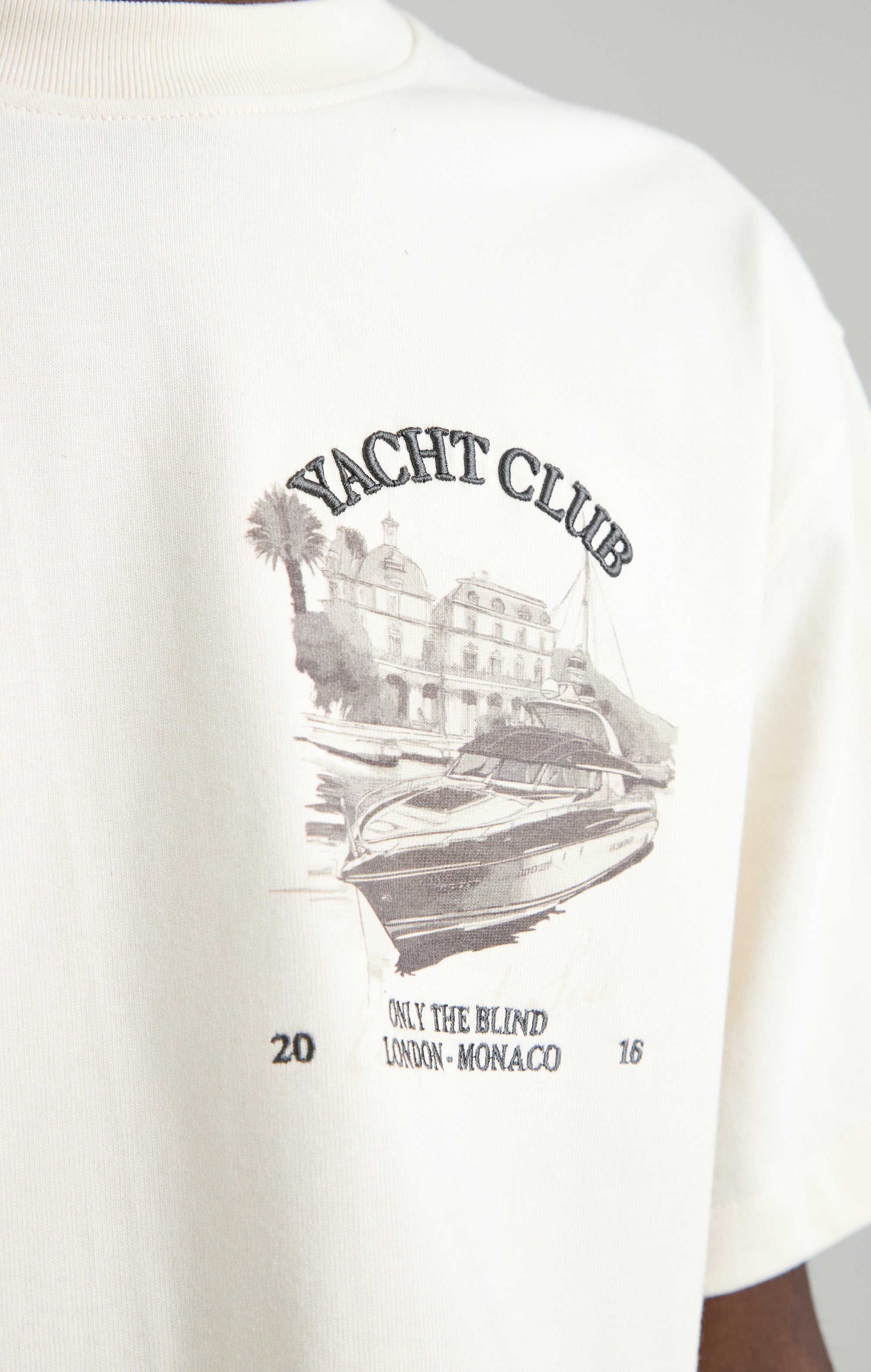 Das Riviera Charter T-Shirt