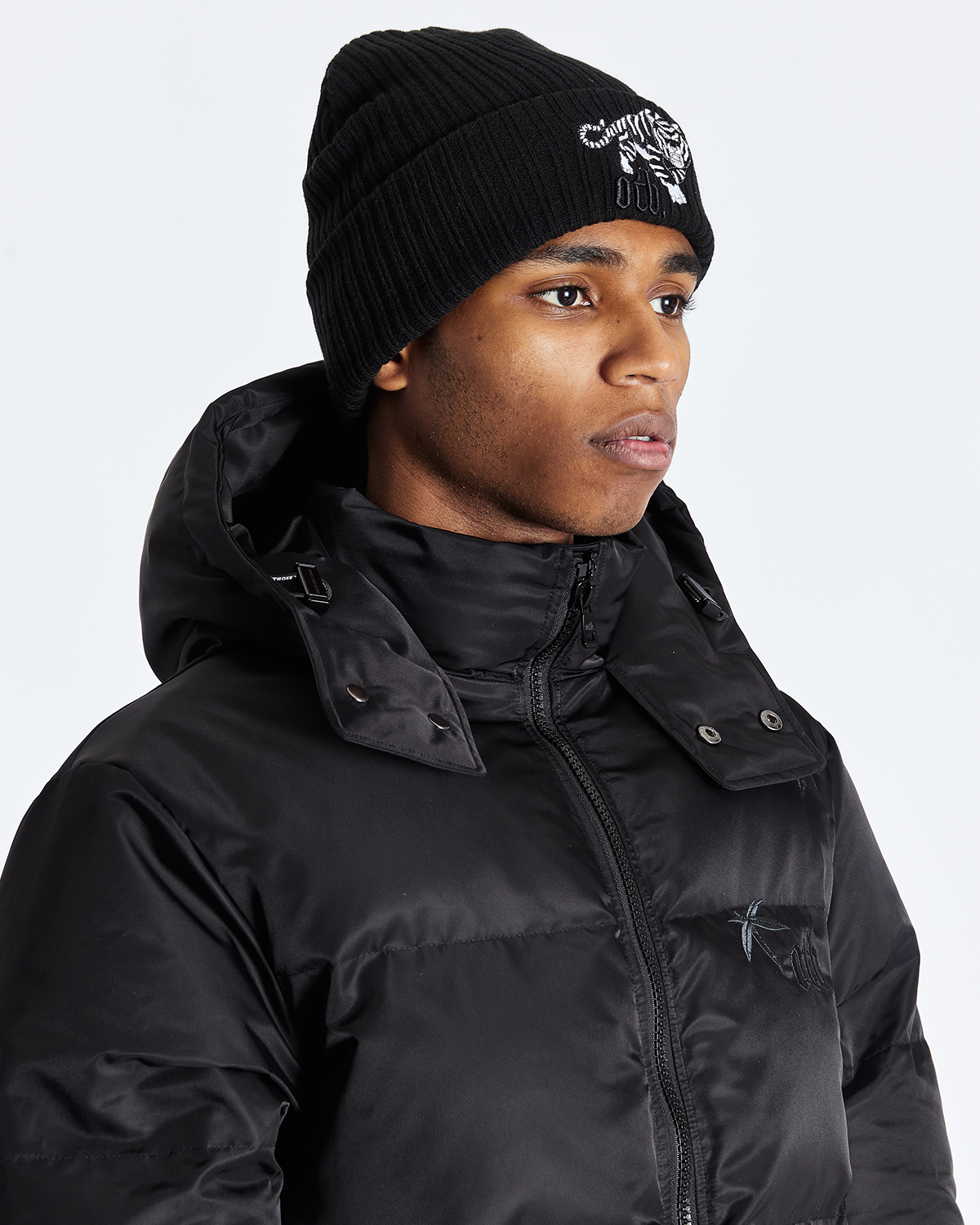 Black Tiger Beanie Hat - ONLY THE BLIND™