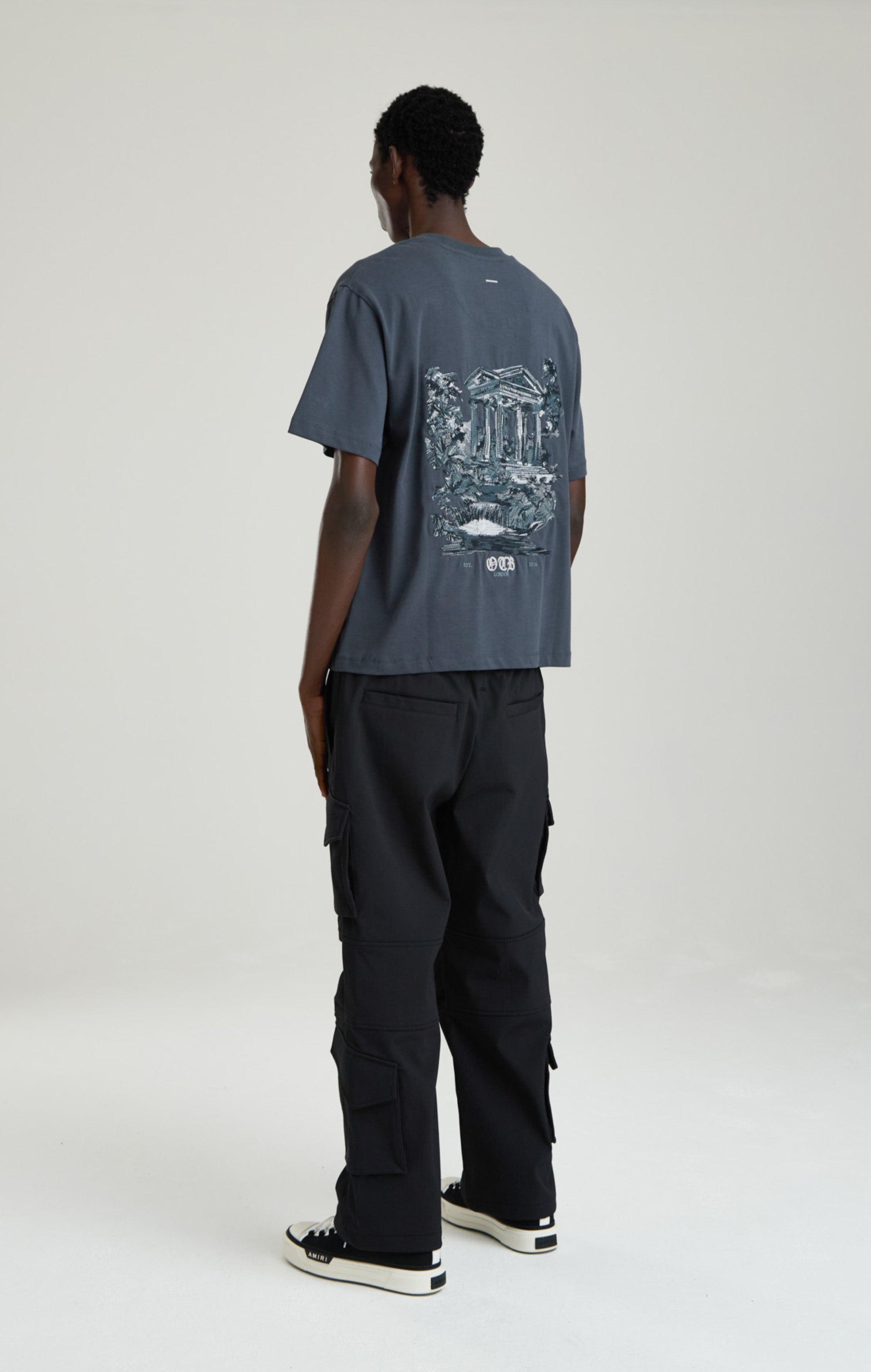 Verbotenes Wald-T-Shirt