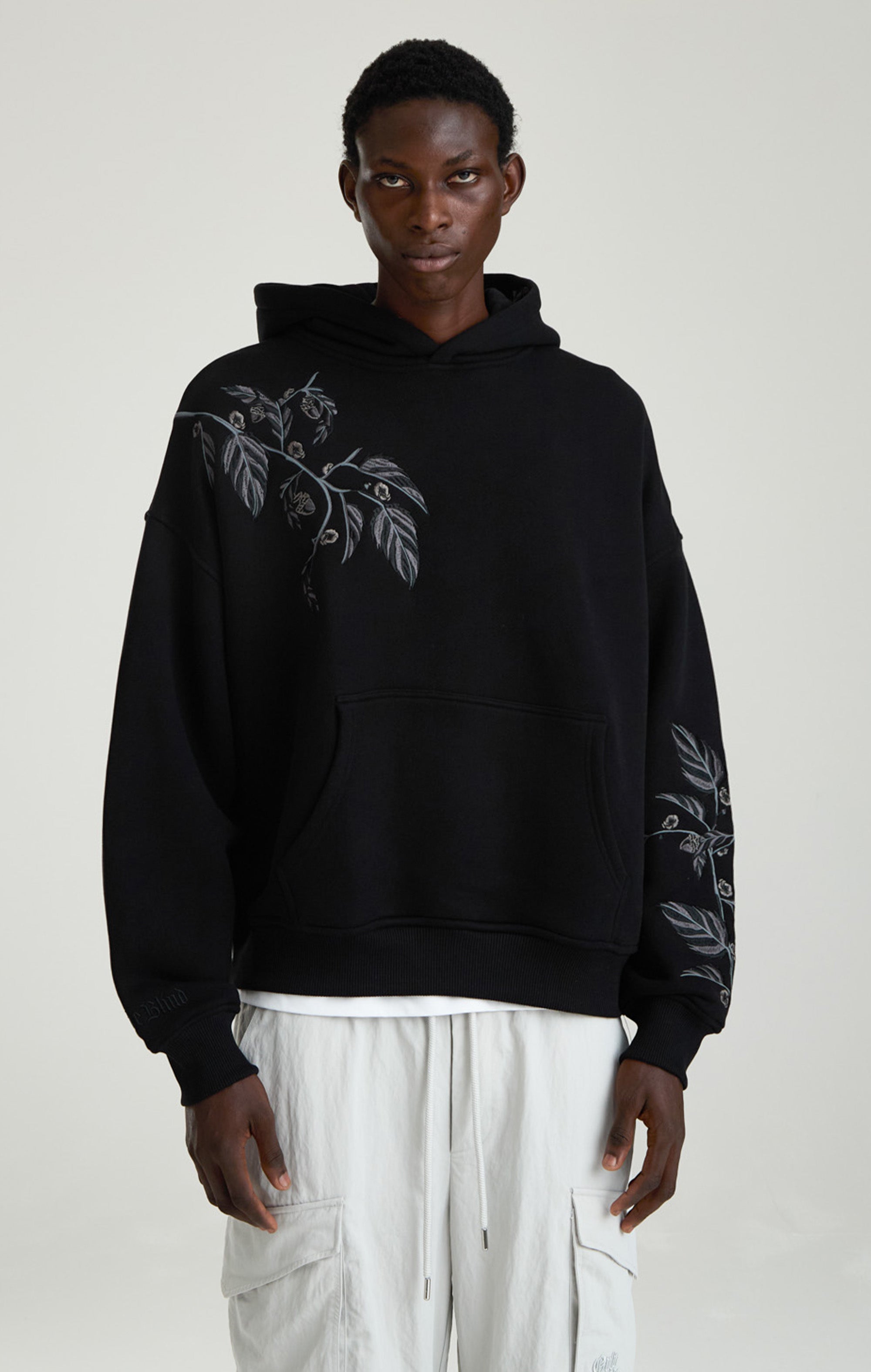 Schwarzer Eichel Hoodie