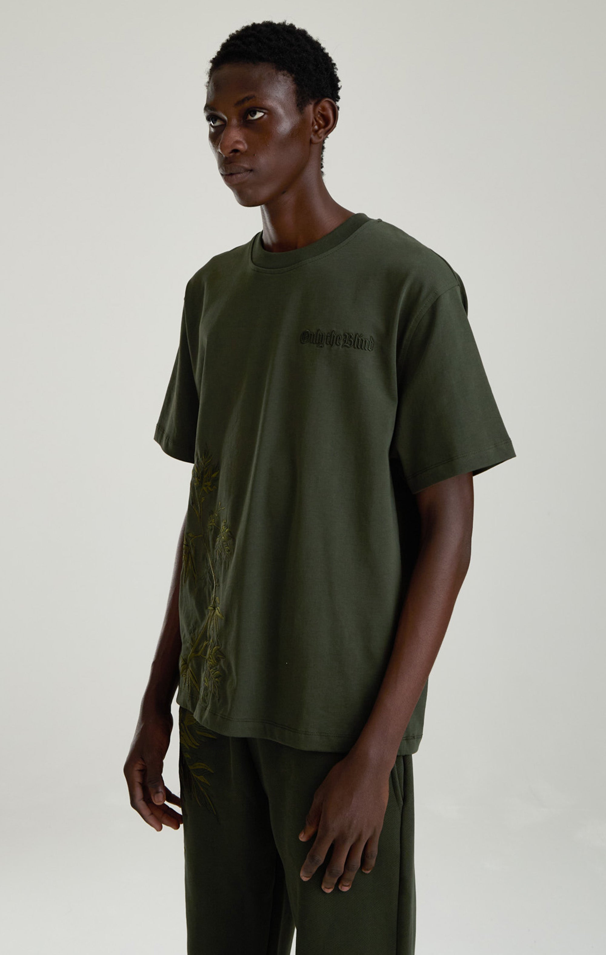 Verdantes Wald-T-Shirt