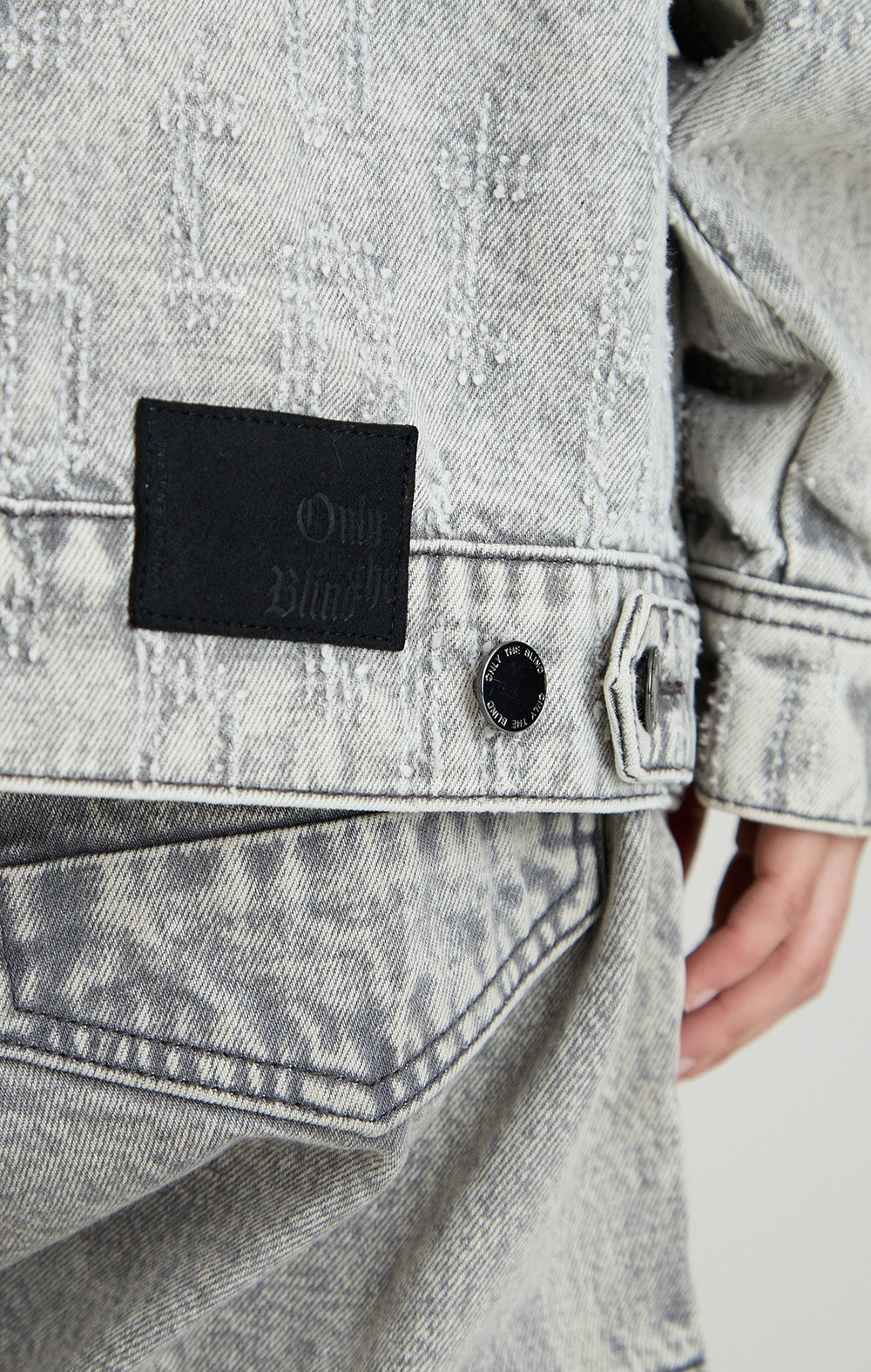 Graue Sonnenfinsternis -Jeansjacke