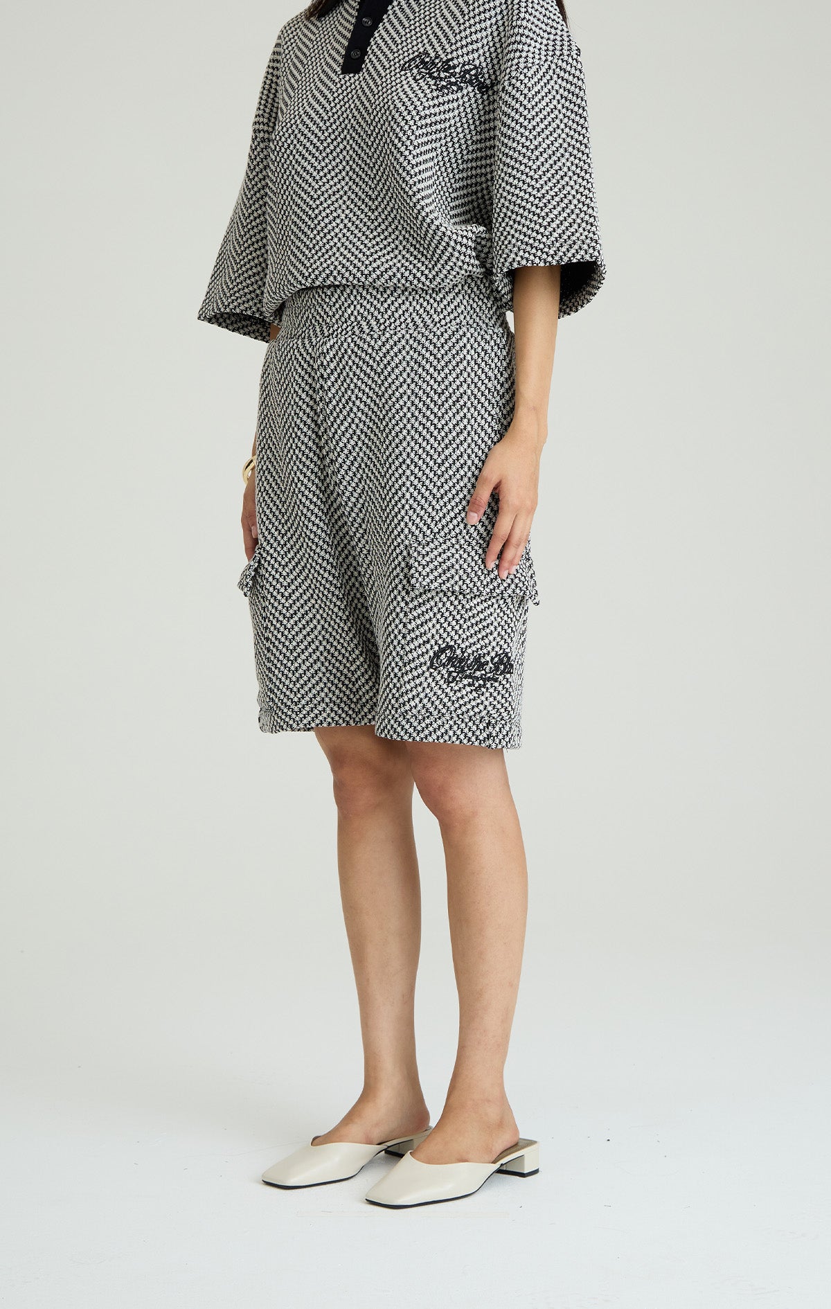 REVERIE SHORT