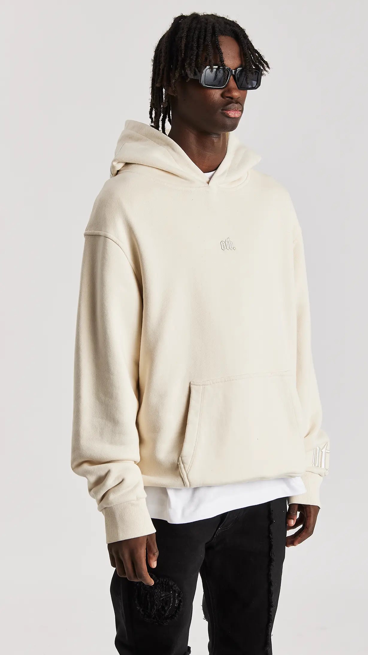 SAND STATEMENT HOODIE