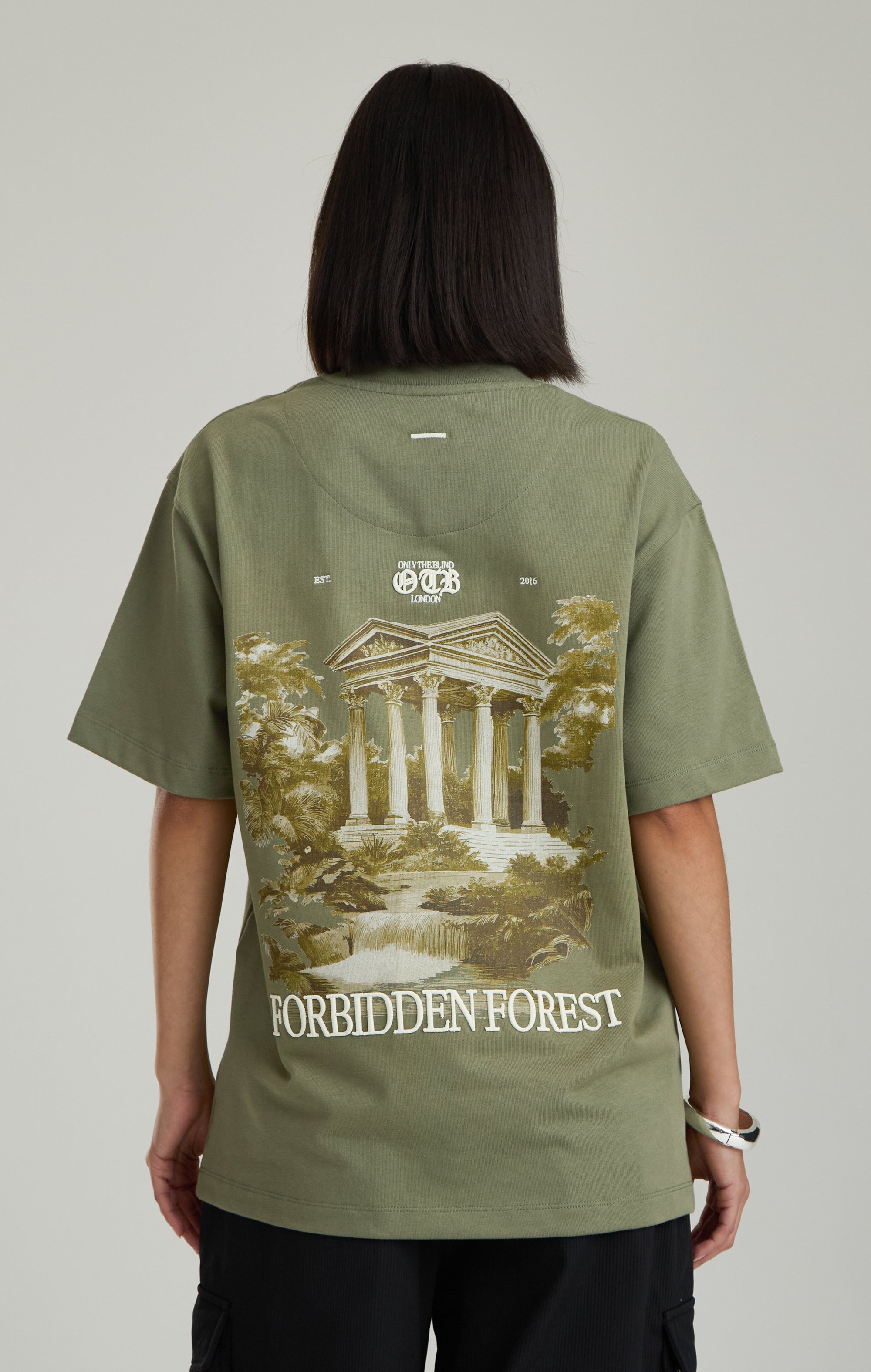 Verbotenes Wald-T-Shirt
