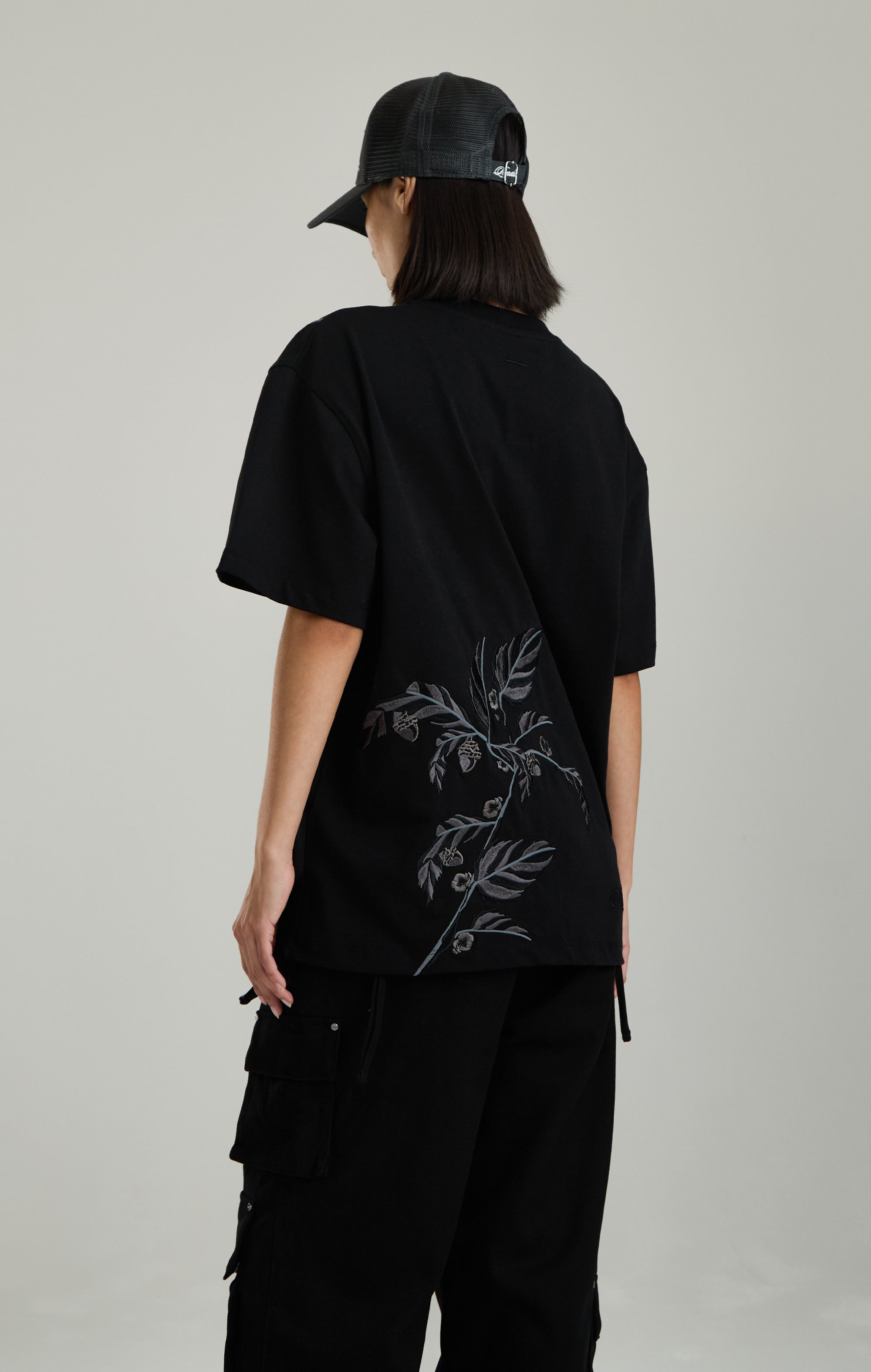 Schwarzes Eichel-T-Shirt