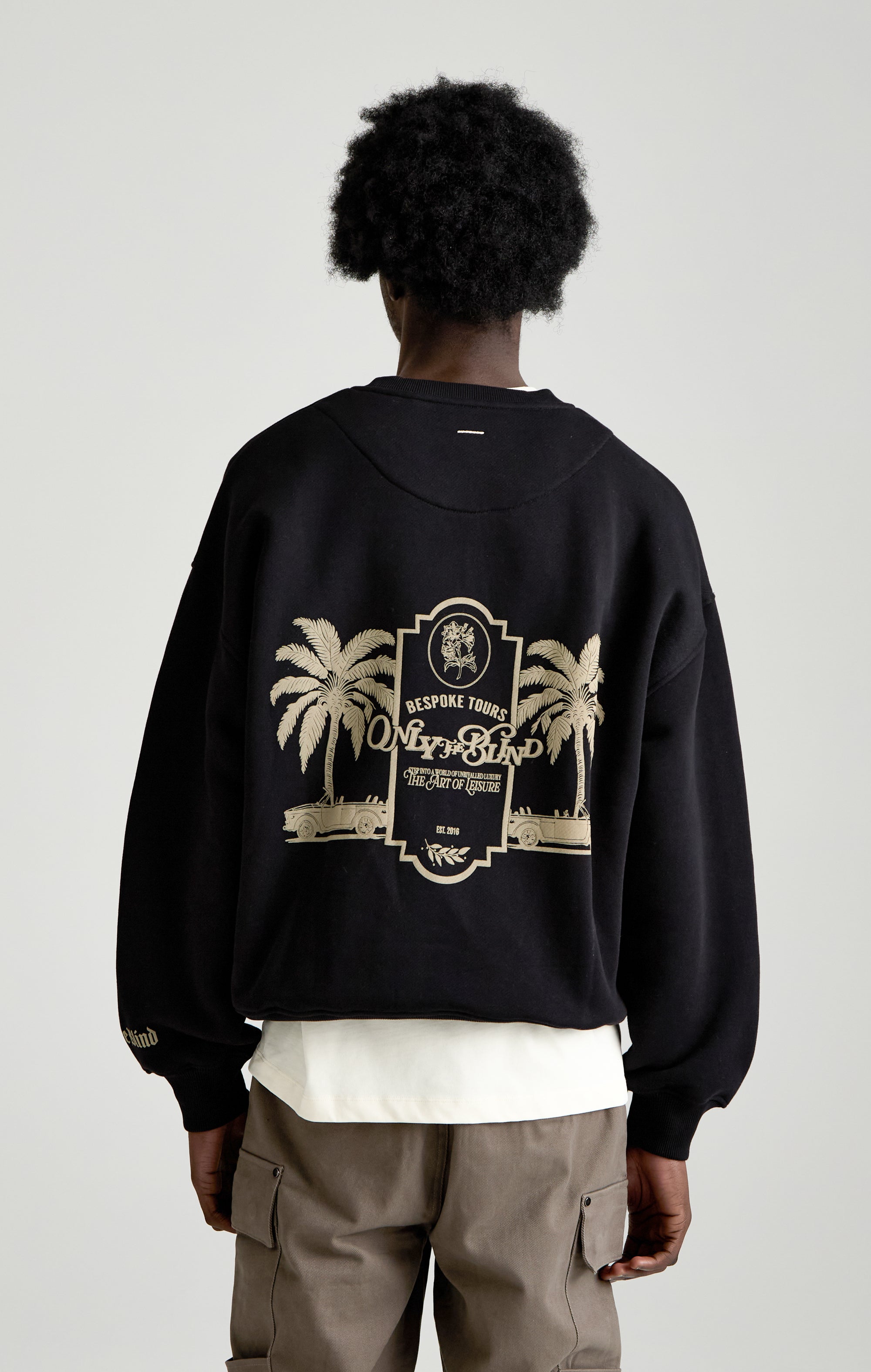 Maßgeschneiderte Tour Co. Sweatshirt