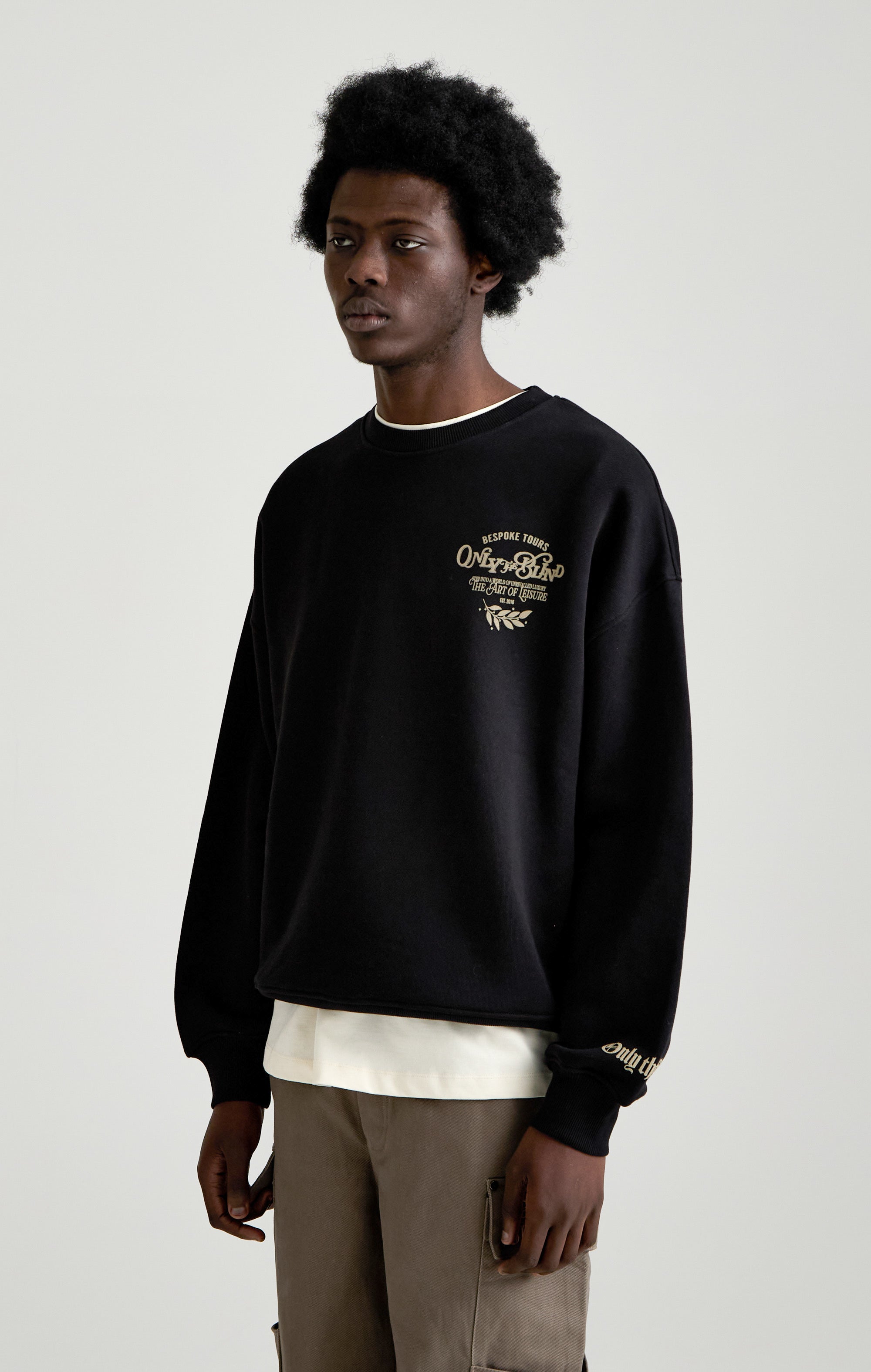 Maßgeschneiderte Tour Co. Sweatshirt