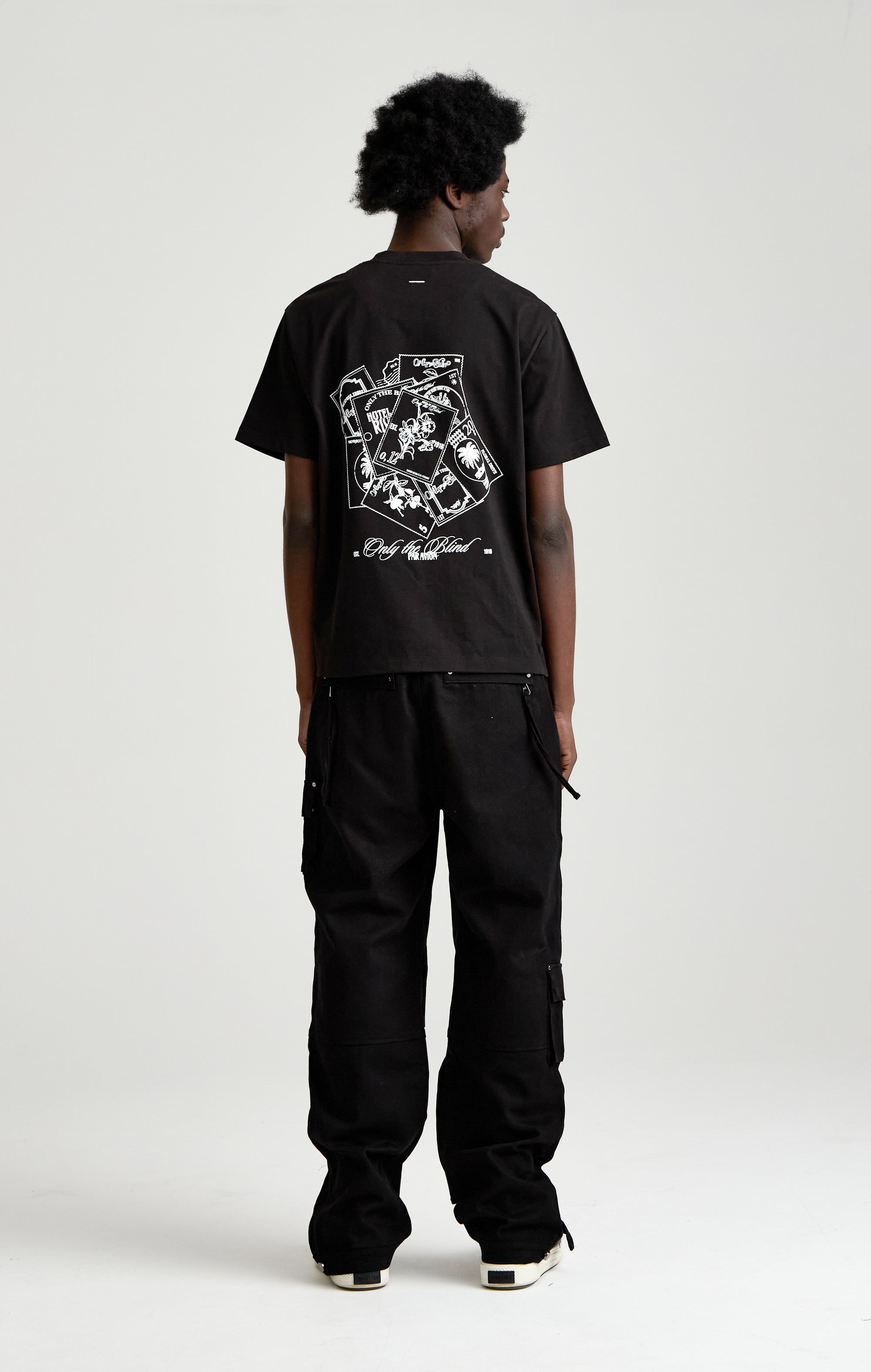 Pass des Schatten-T-Shirts