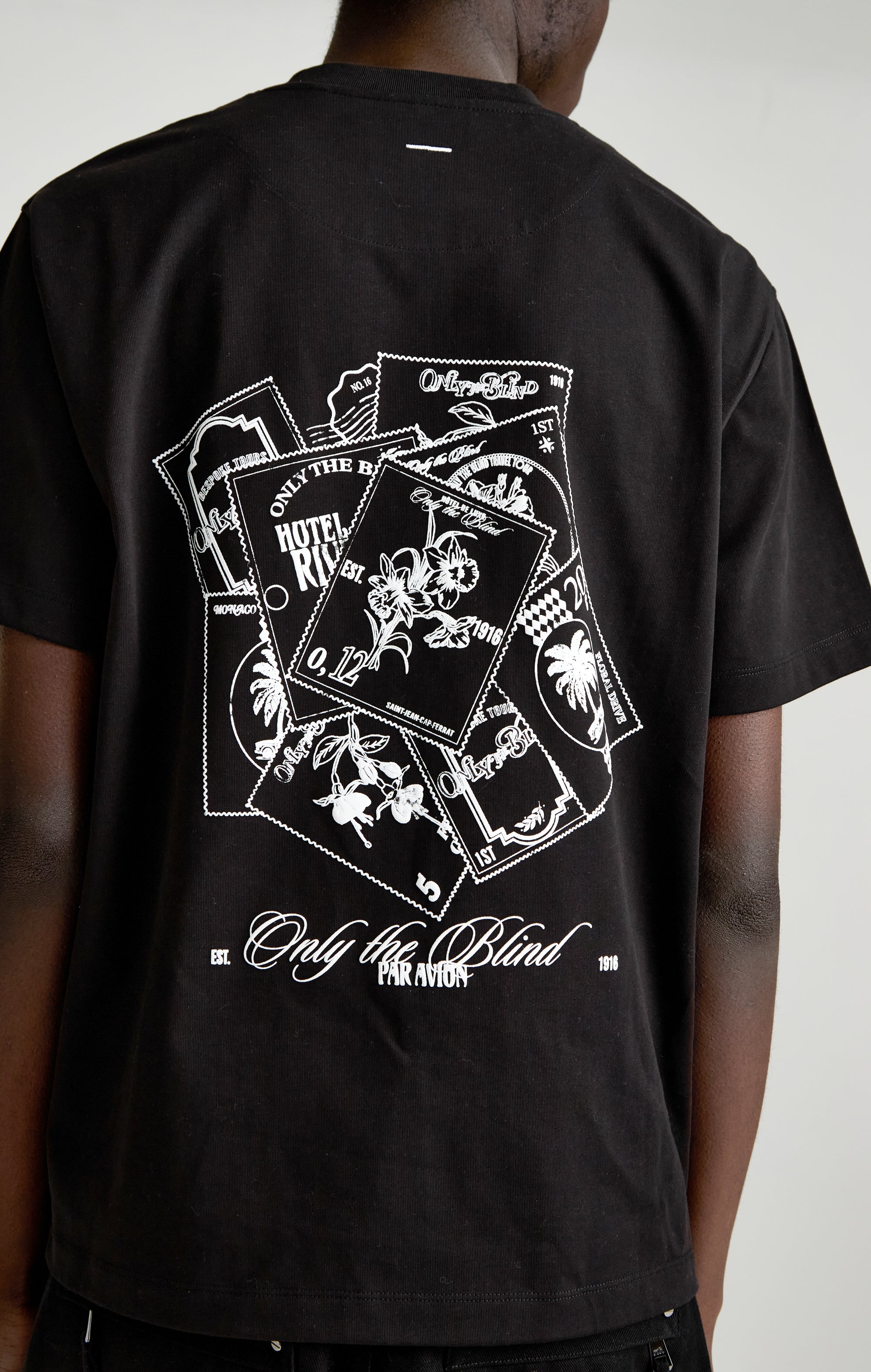 Pass des Schatten-T-Shirts