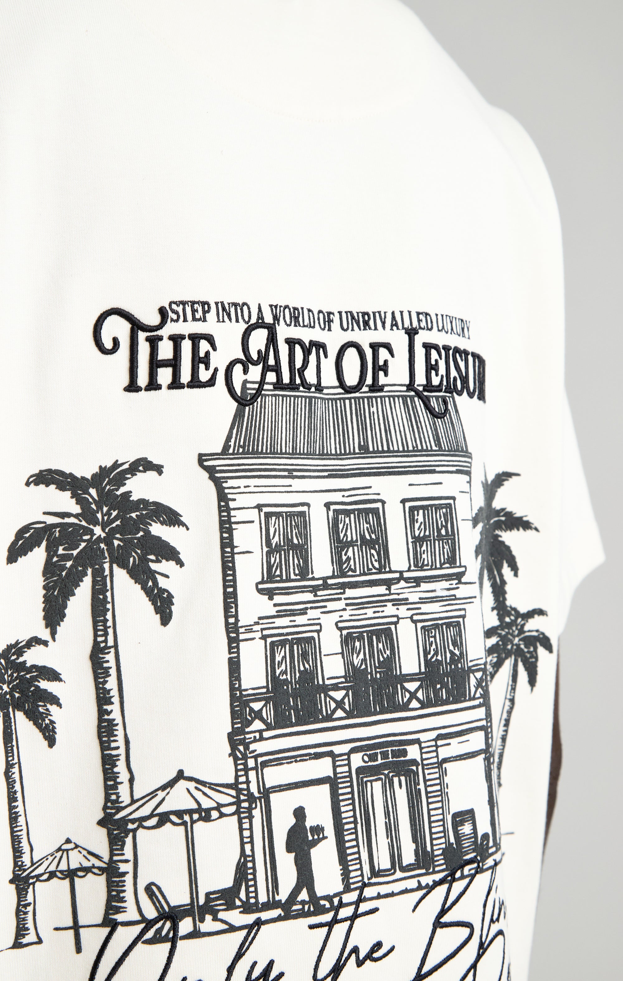 <tc>ONLY THE BLIND</tc> RESORT-T-SHIRT
