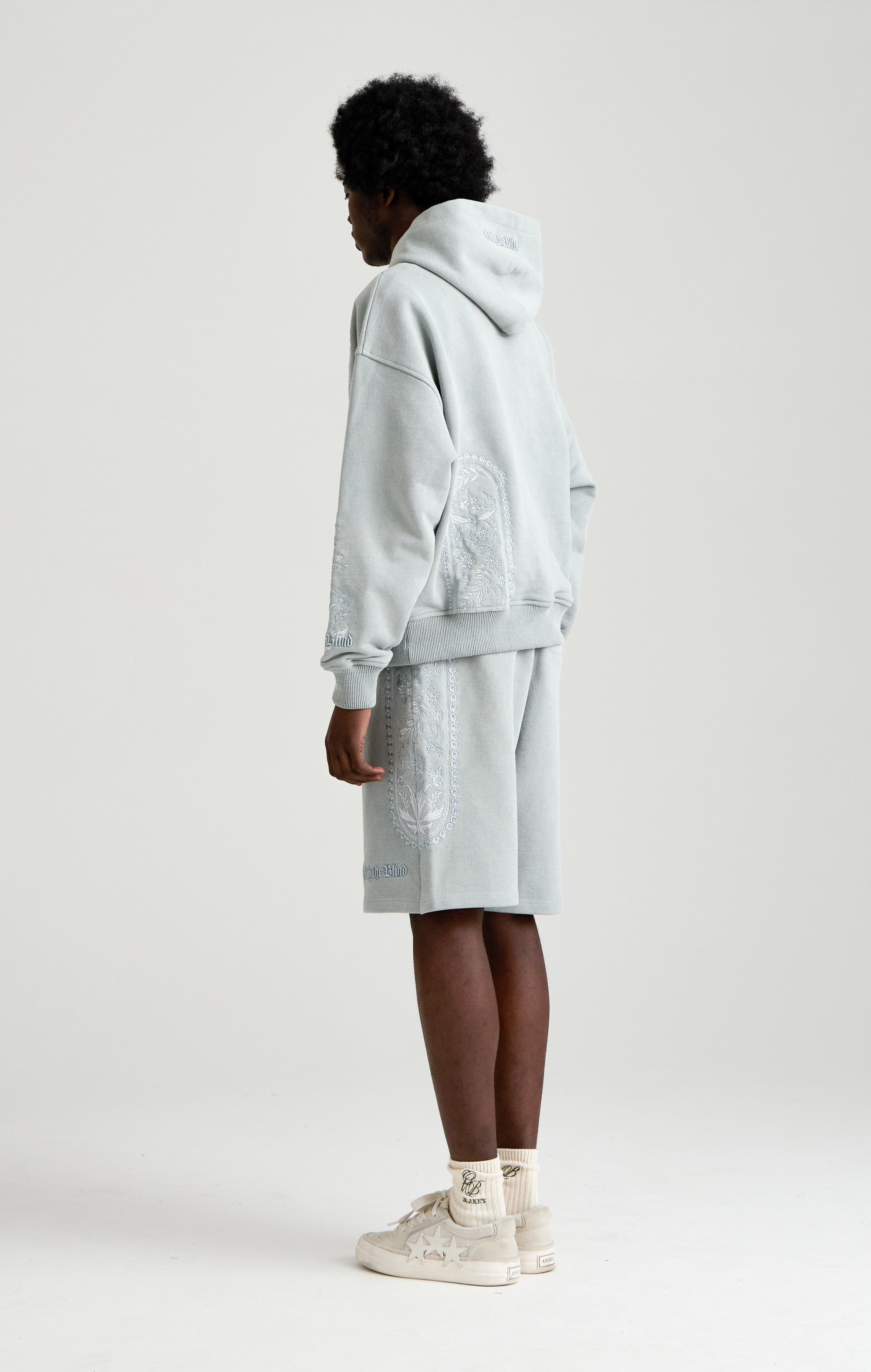 Tapisserie in grauem Kurzfilm