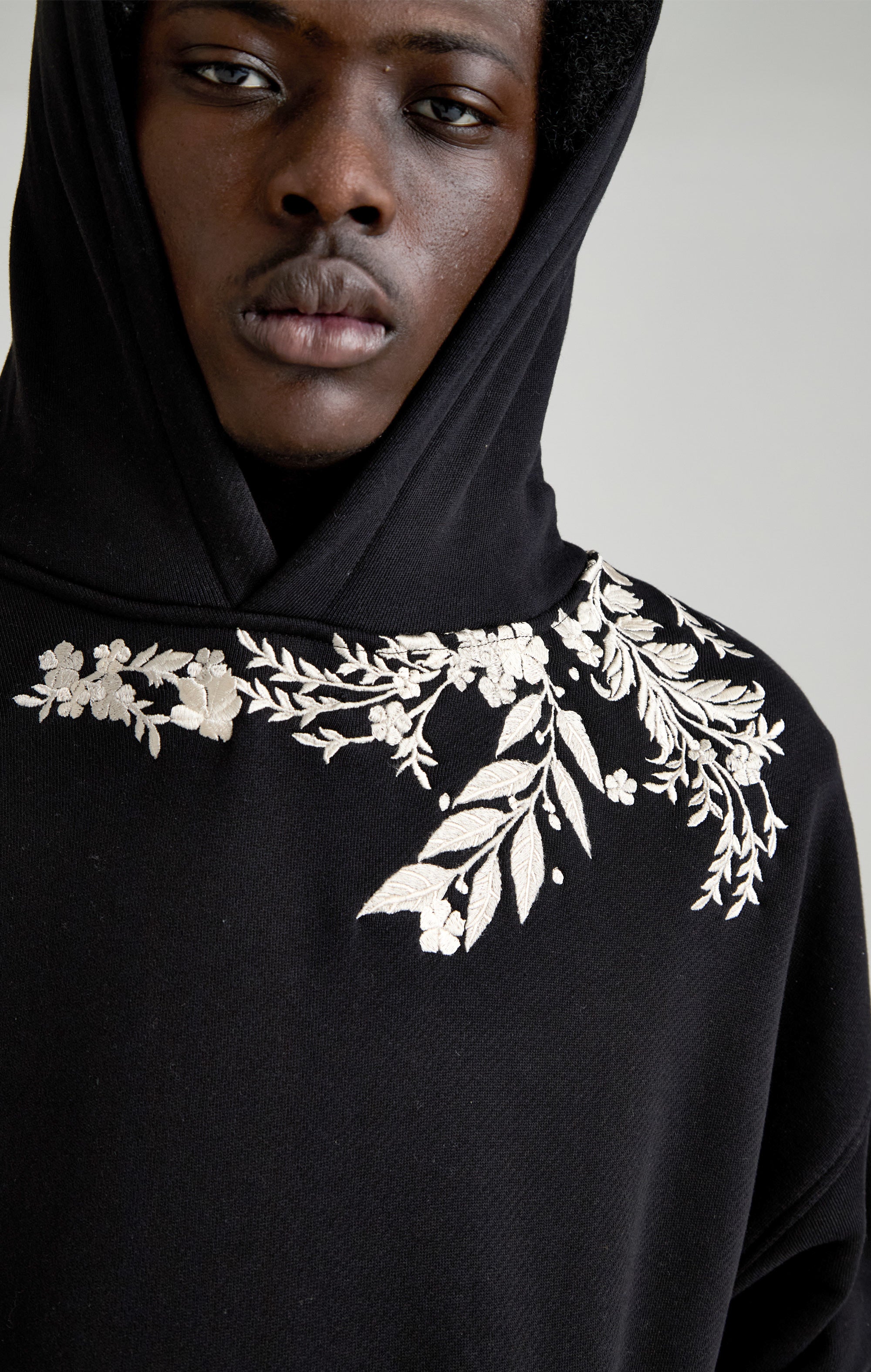 Flüstert in die Blütehaube